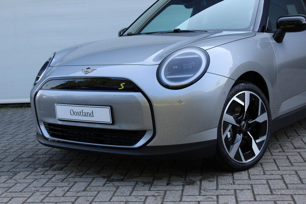 MINI Electric 18