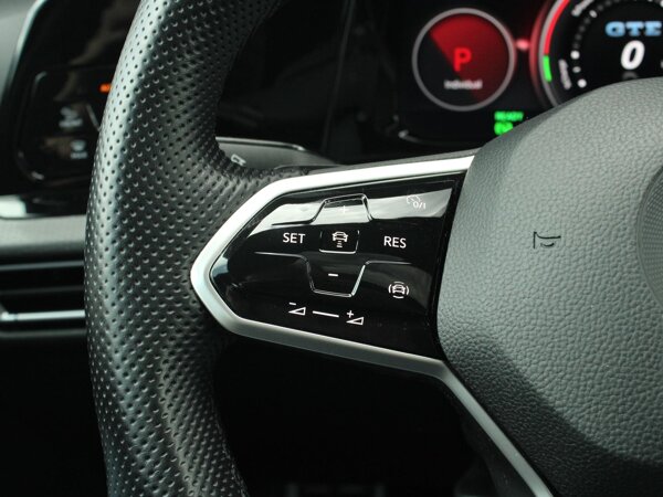 cruise control adaptief met Stop&Go en stuurhulp