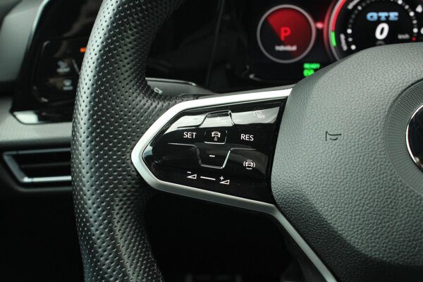 cruise control adaptief met Stop&Go en stuurhulp cruise control adaptief met Stop&Go en stuurhulp