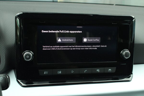 Apple Carplay/Android Auto