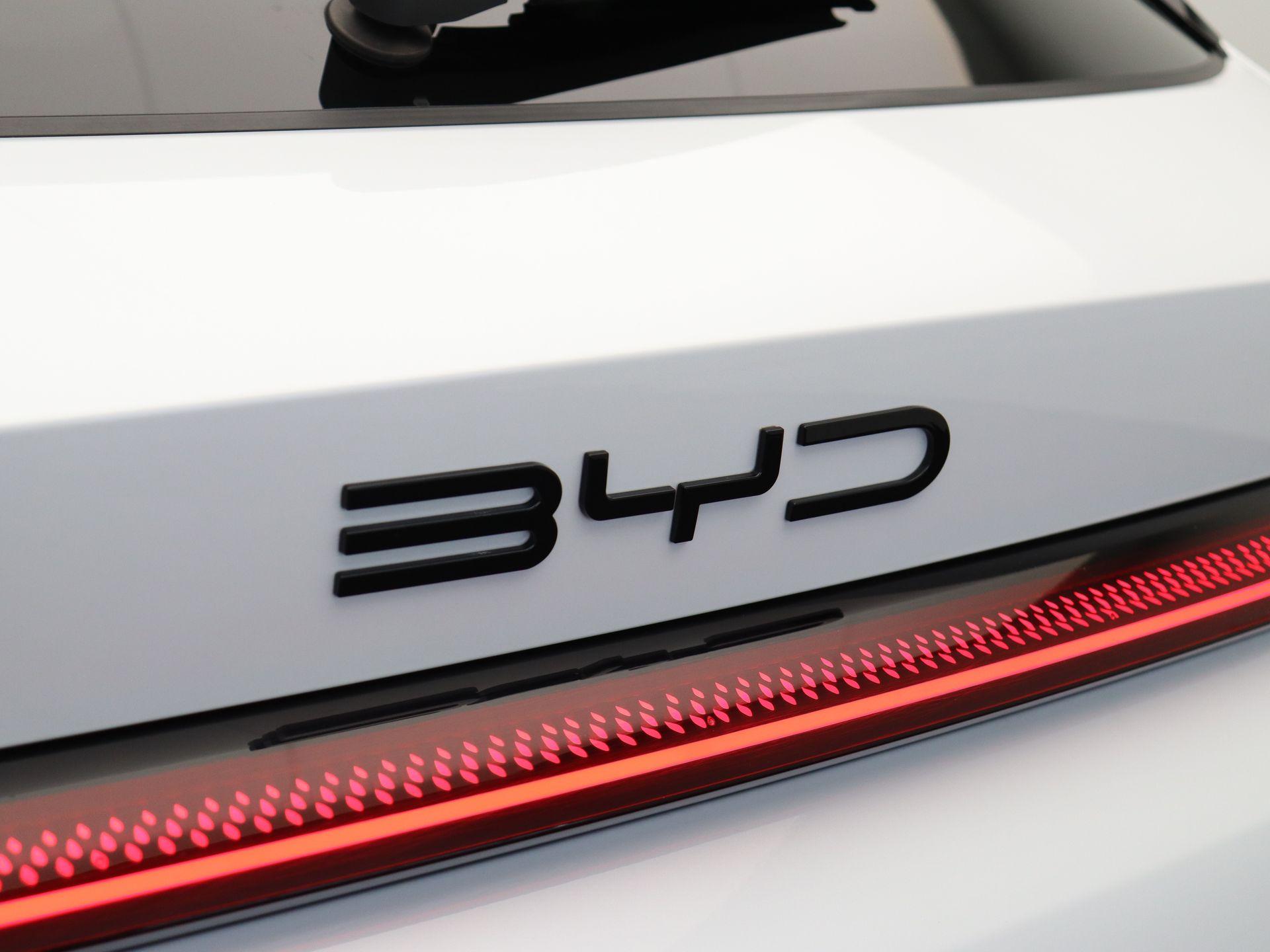 BYD Sealing U