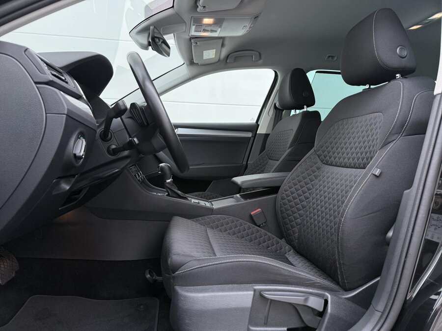 Škoda Superb Combi 1.4 TSI iV Ambition