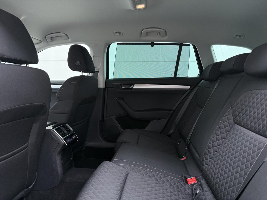 Škoda Superb Combi 1.4 TSI iV Ambition