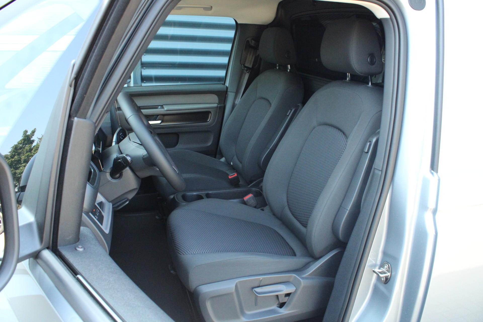 Volkswagen ID. Buzz Cargo 340pk Bulli Limited Edition 79 kWh 4MOTION - Afbeelding 4