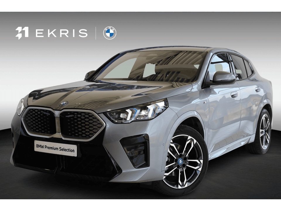 BMW iX2 eDrive20 - Afbeelding 1