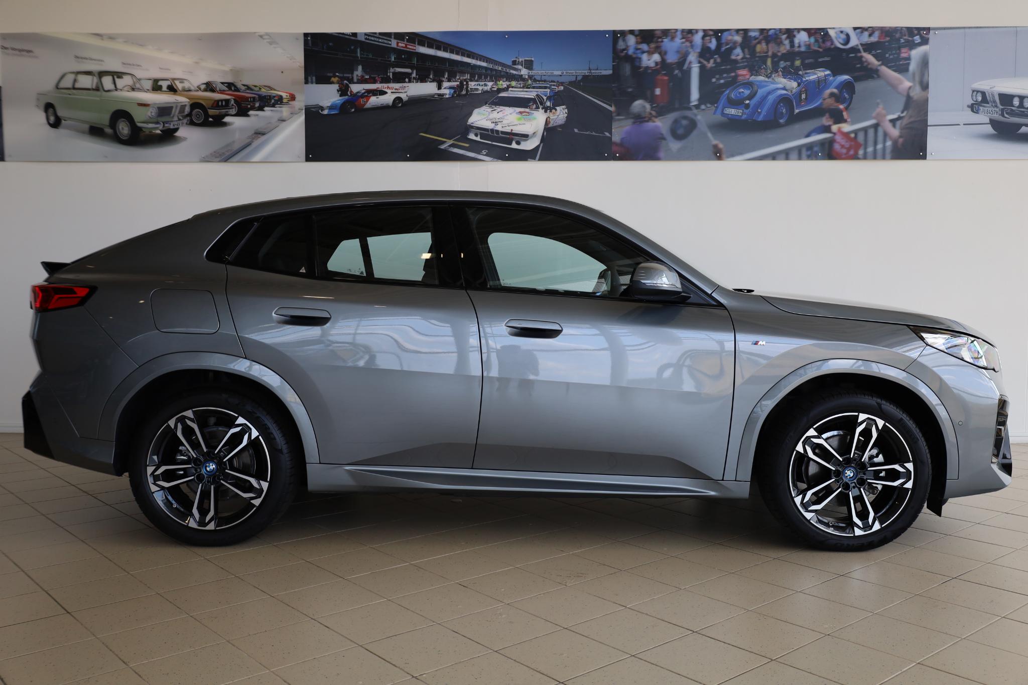 BMW iX2 eDrive20 - Afbeelding 3