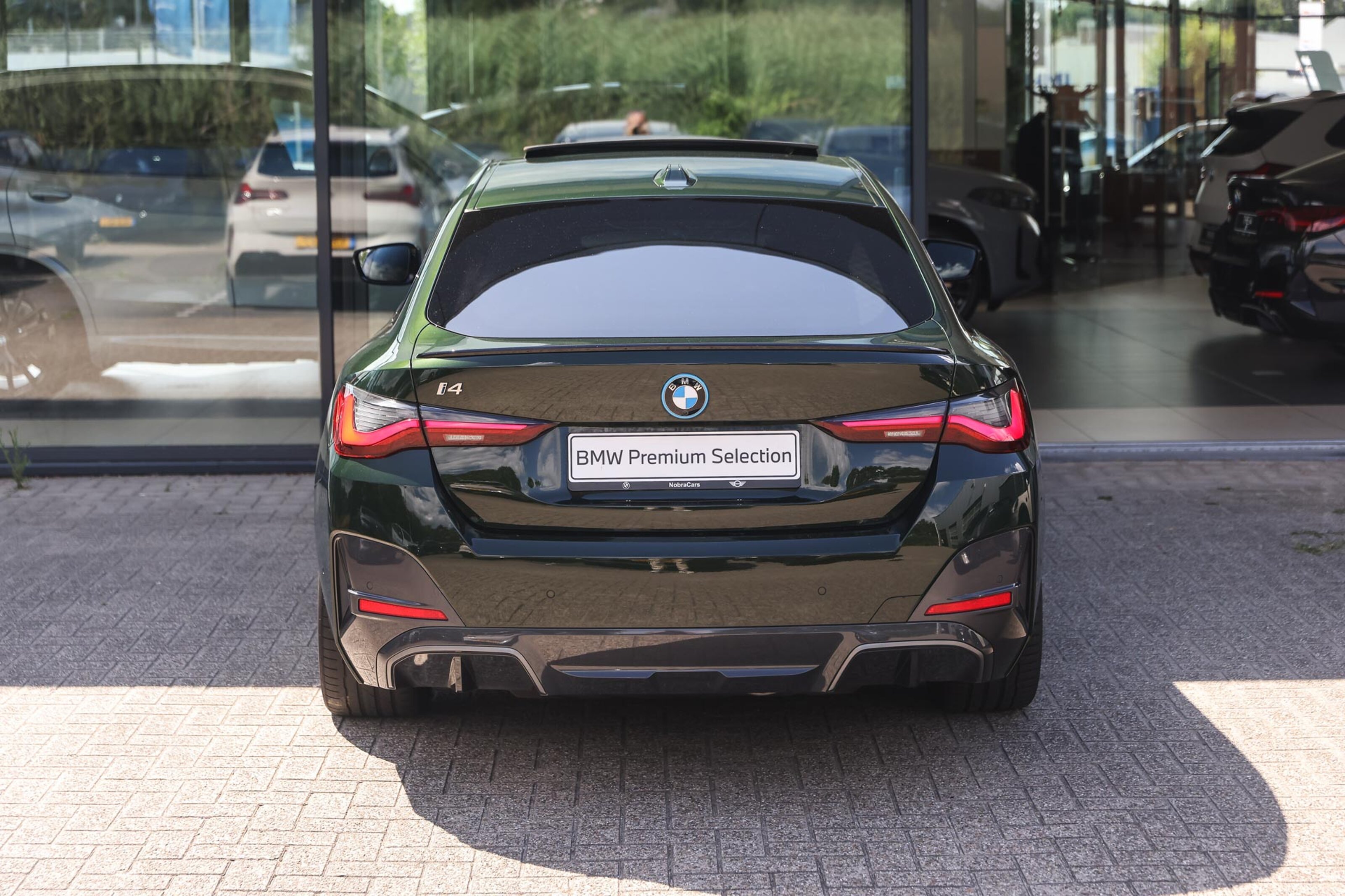 BMW i4 7