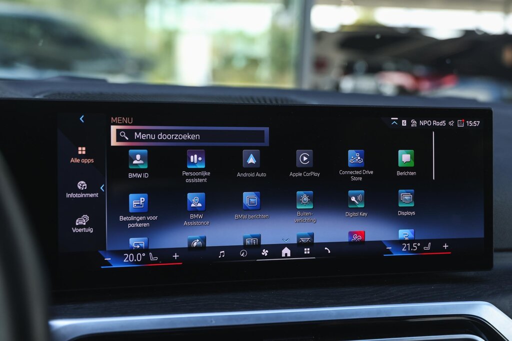 BMW i4 23