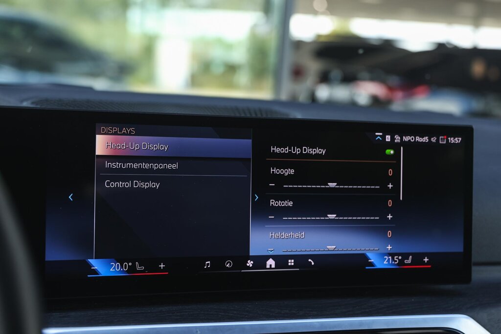 BMW i4 24