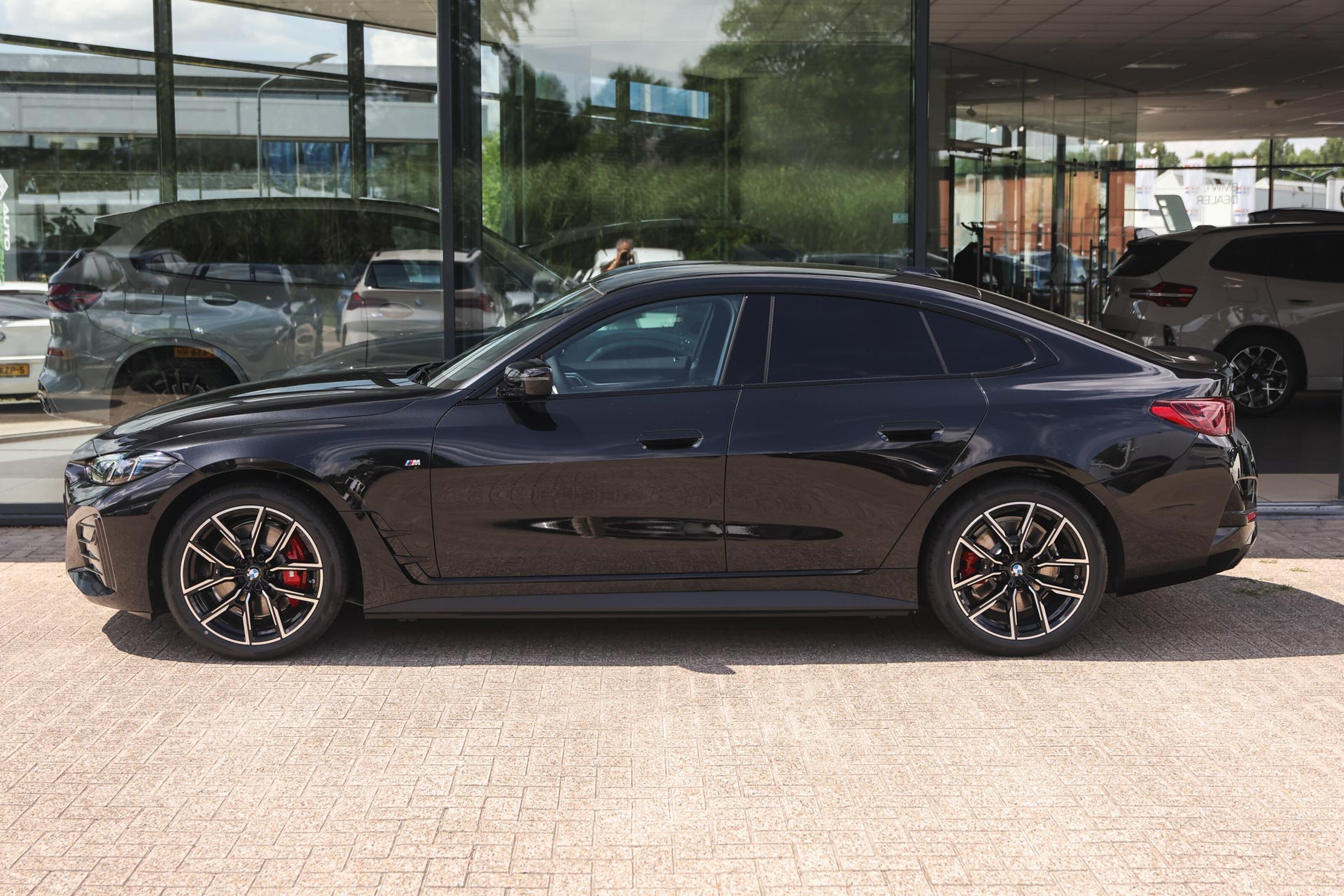 BMW i4 7