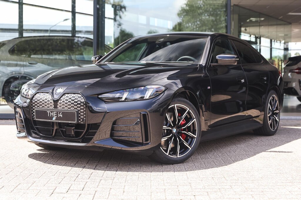 BMW i4 1