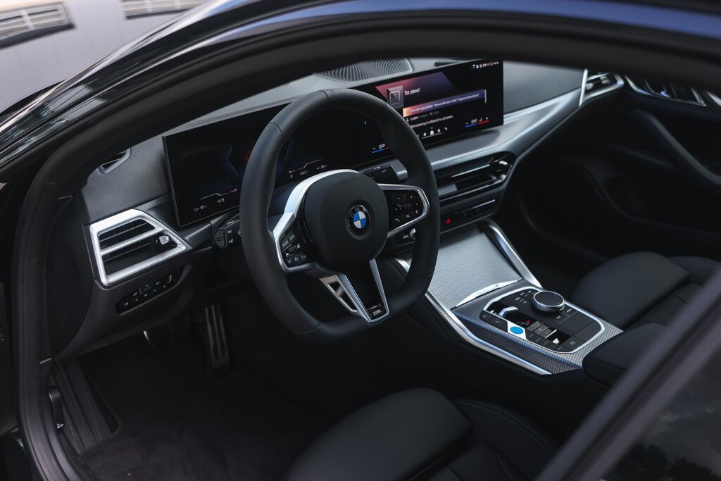 BMW i4 9