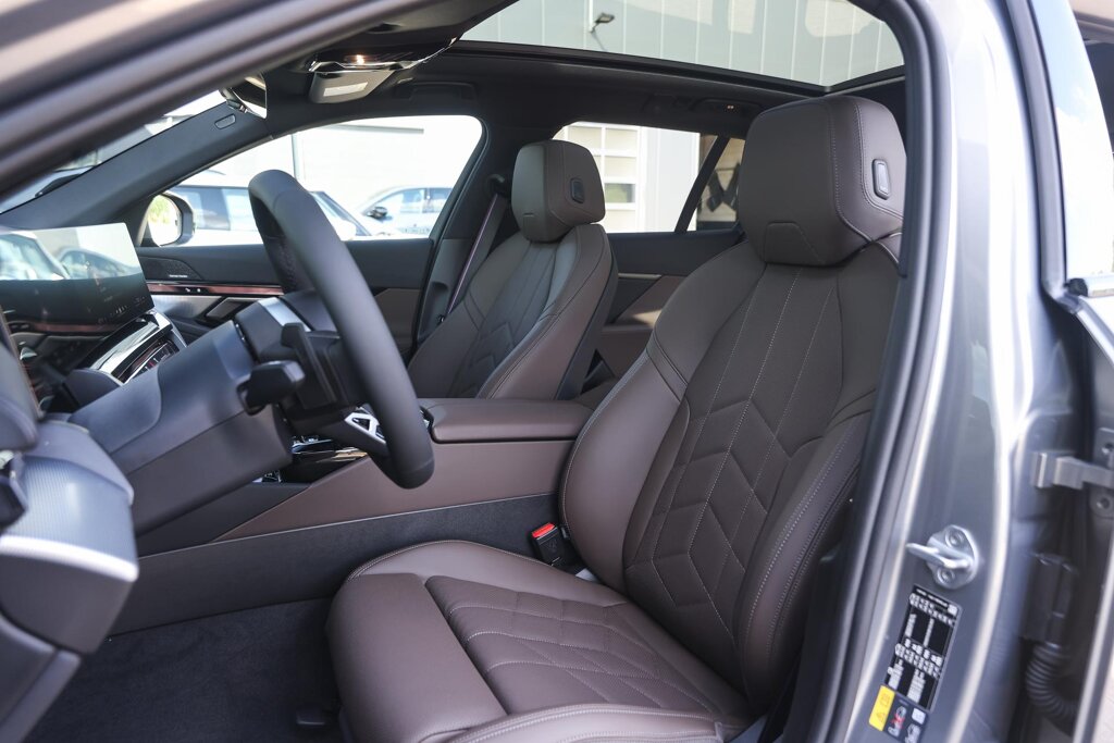 BMW i5 10
