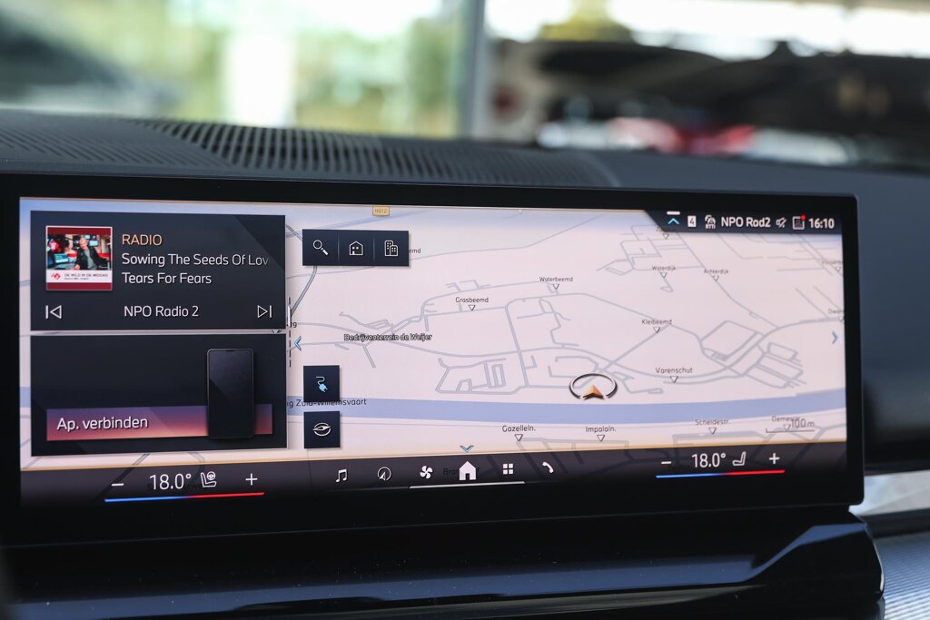BMW i5 20