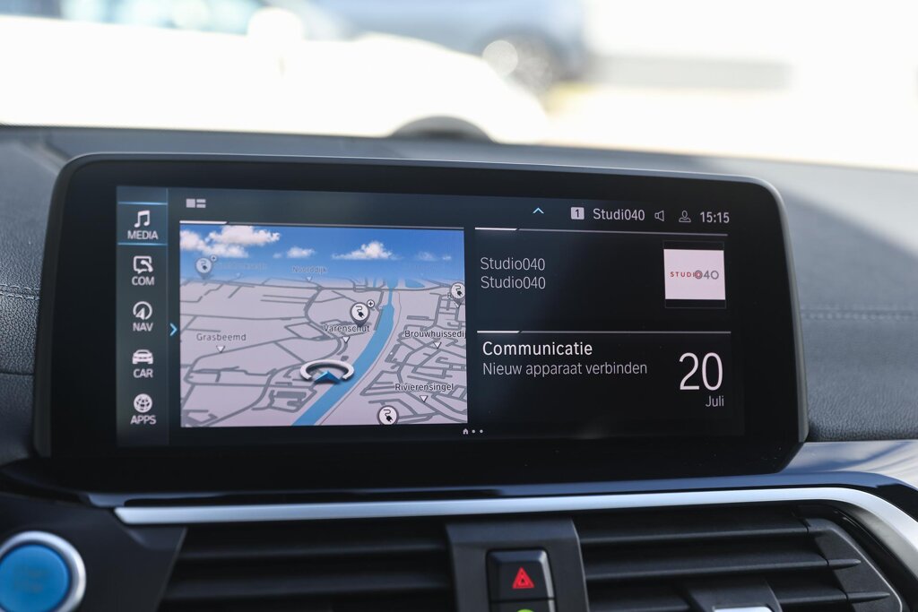 BMW iX3 22