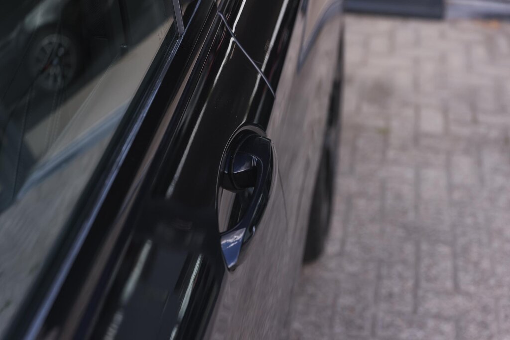 BMW iX3 28