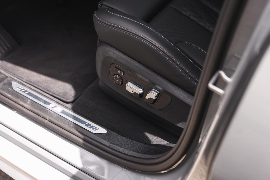 BMW X6 13