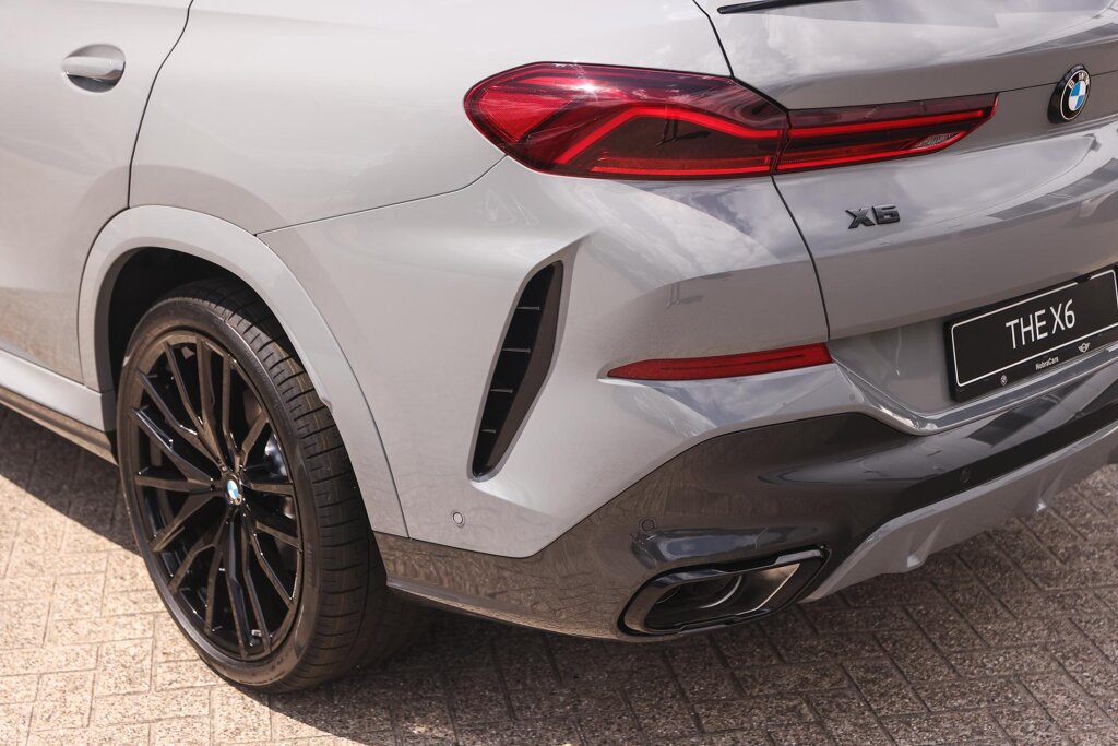 BMW X6 36