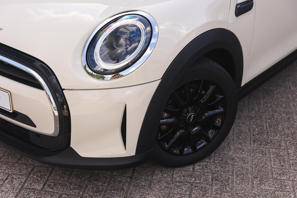 MINI One 23