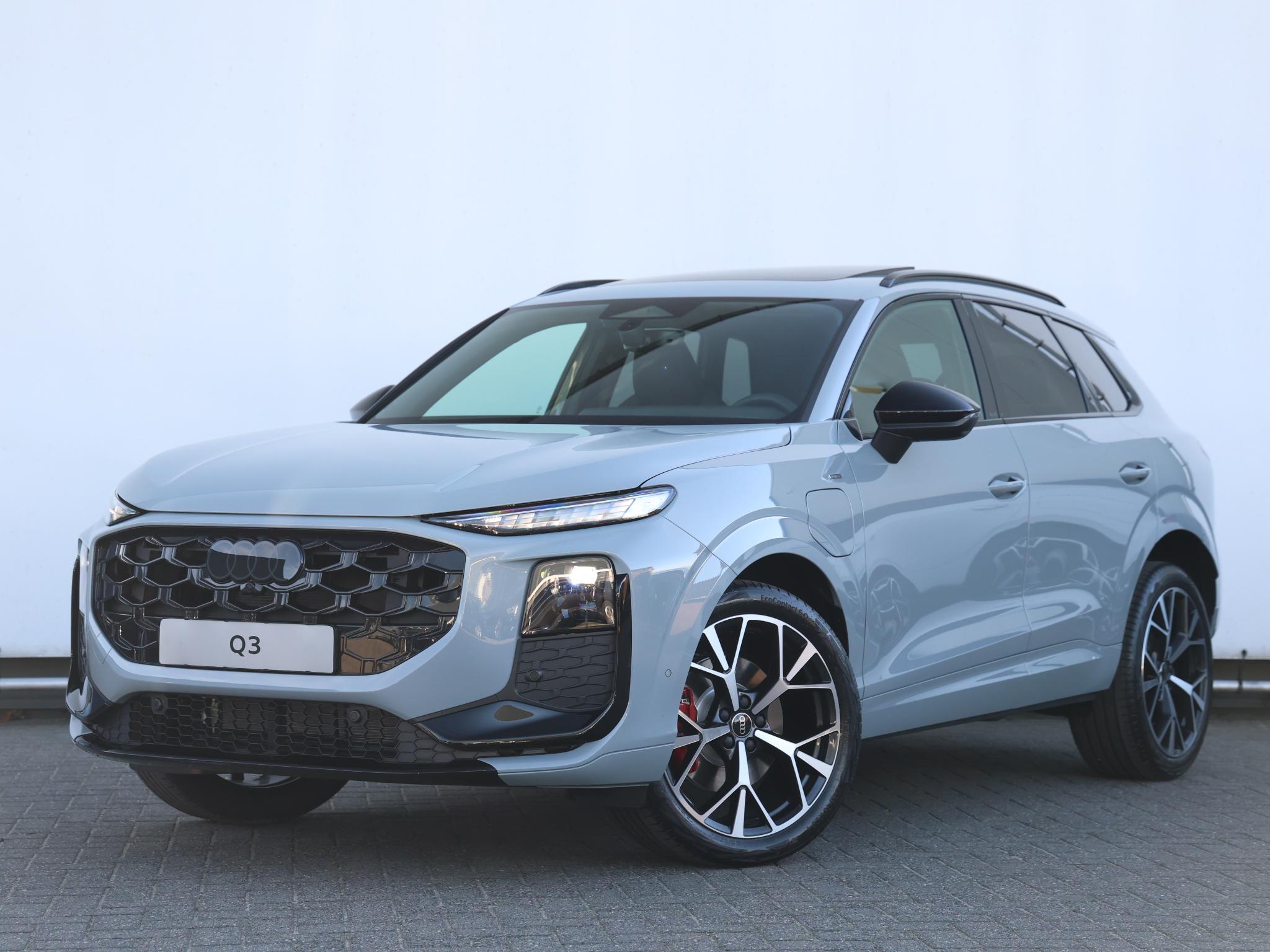 Audi Q3 S edition e-hybrid 200 kW/272 PK
