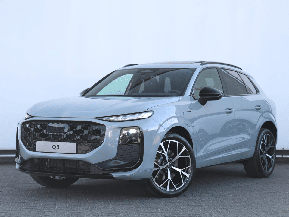 Audi Q3 S edition e-hybrid 200 kW/272 PK - Afbeelding 1