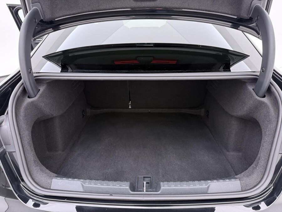 Audi A3 Limousine 30 TFSI S edition