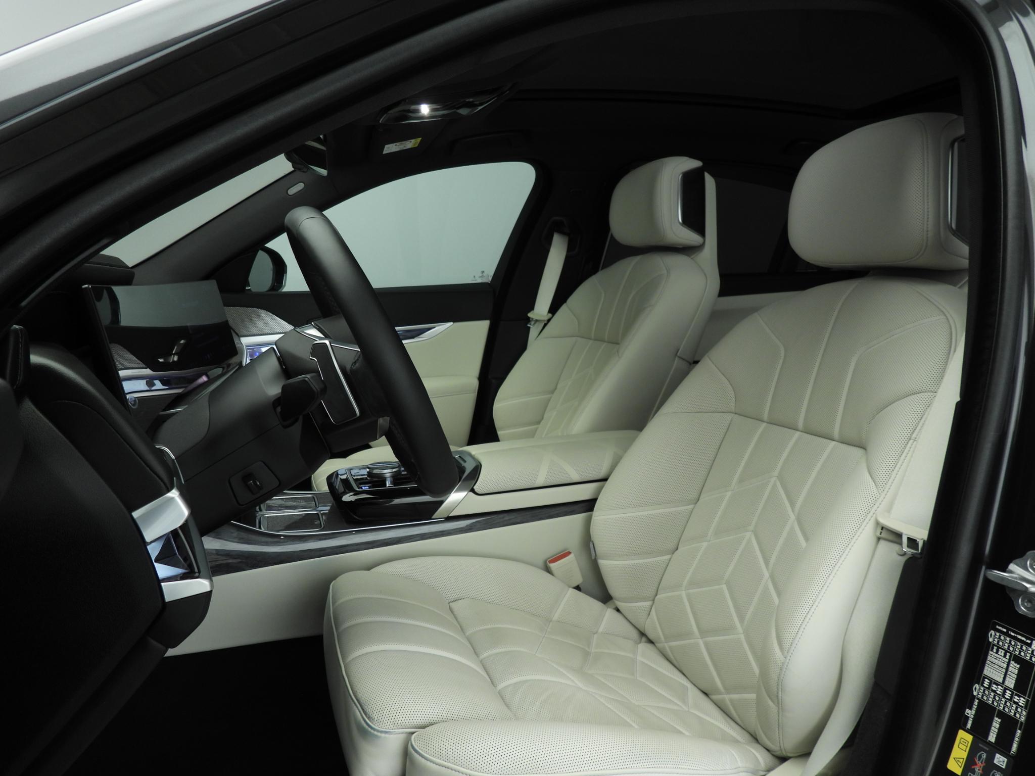 BMW 7-serie 750e xDrive - Afbeelding 5