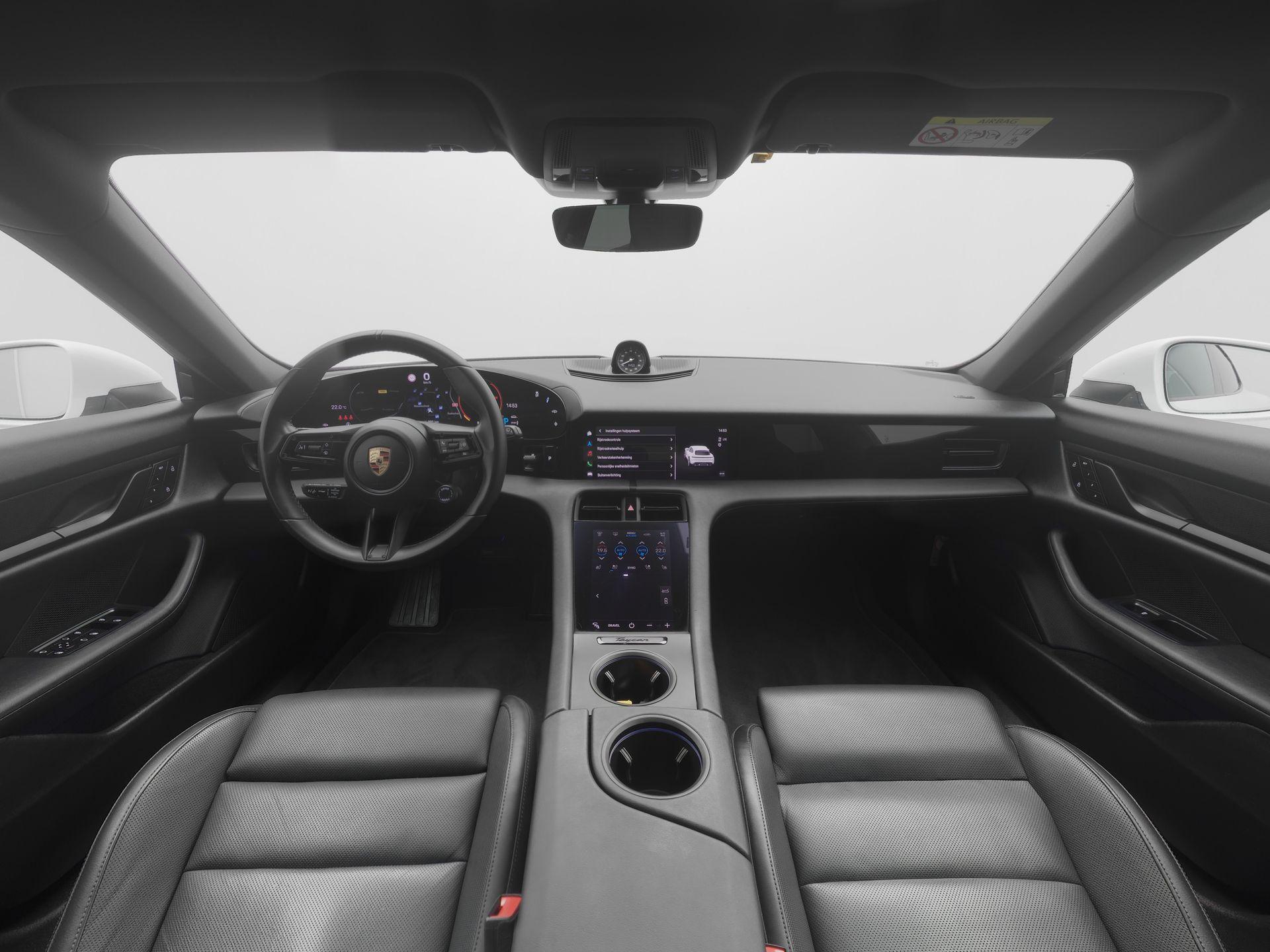 Porsche Taycan Cross Turismo 4 93 kWh 380pk - Afbeelding 4