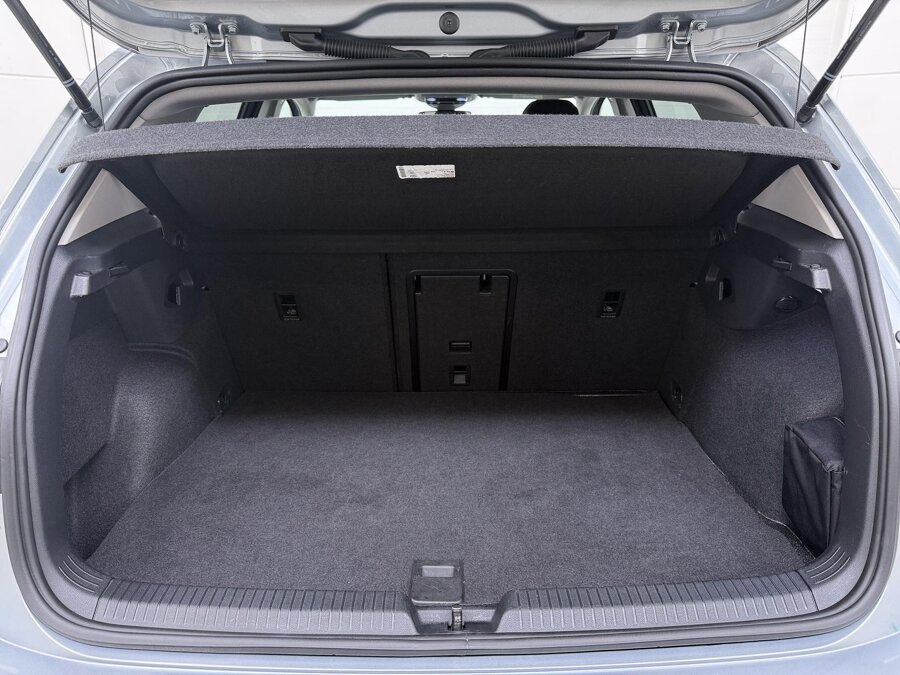 Volkswagen Golf 1.5 eHybrid Style