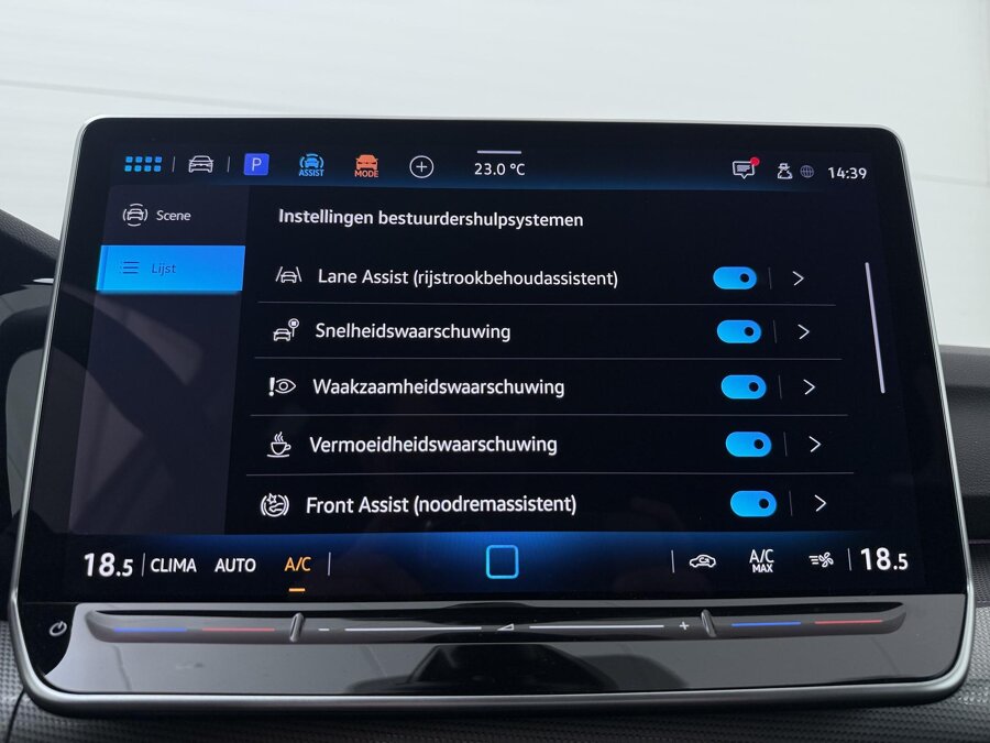Volkswagen Golf 1.5 eHybrid Style