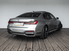 BMW 7 Serie 745e - Afbeelding 2