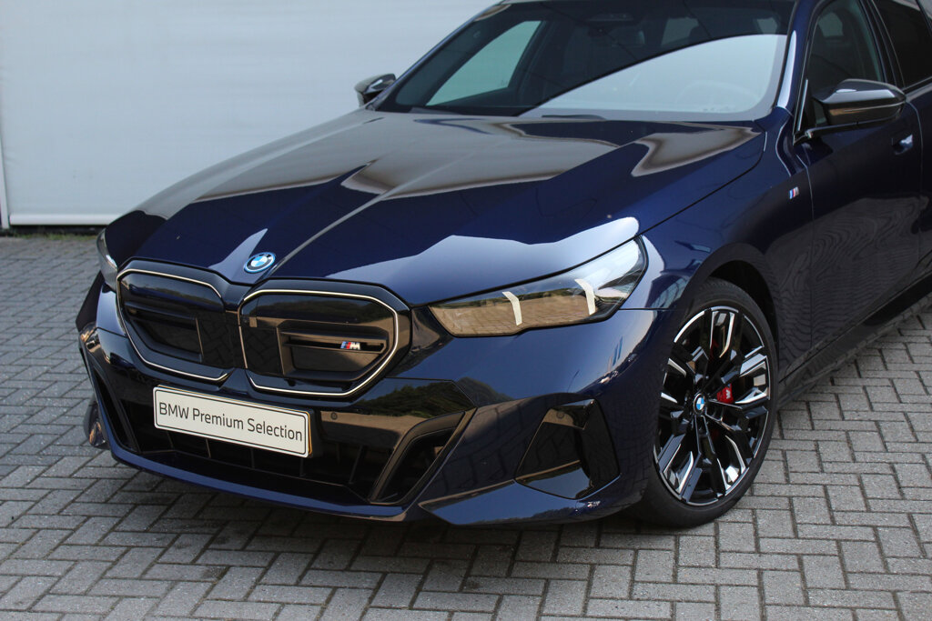 BMW i5 8