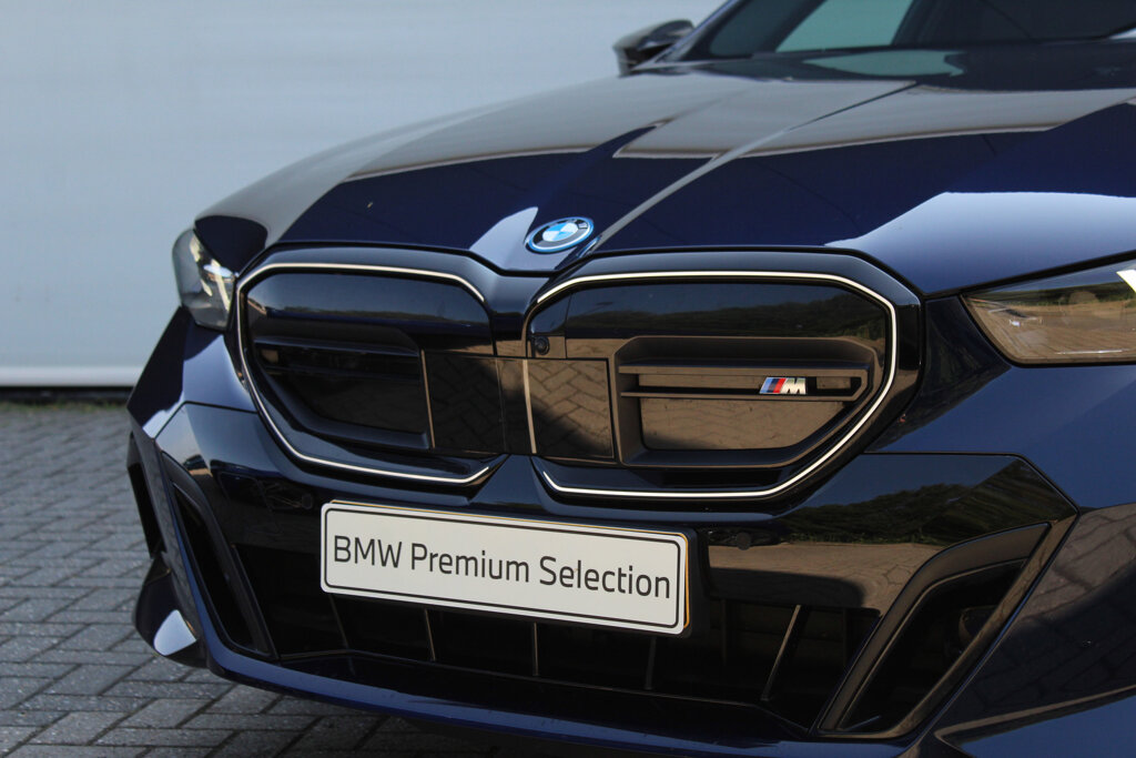BMW i5 10