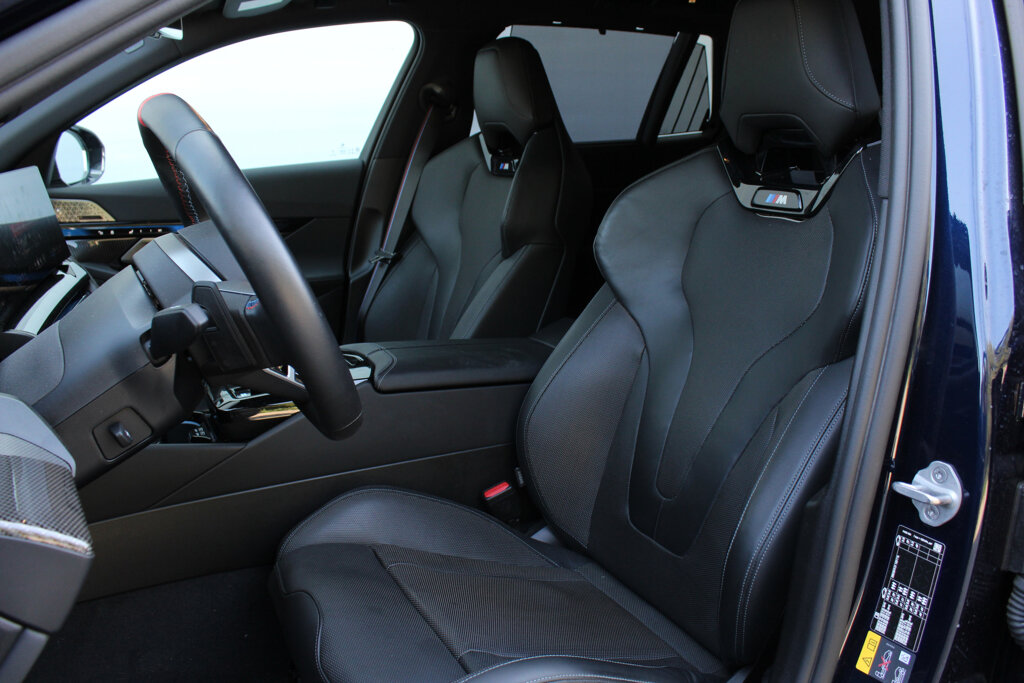 BMW i5 11