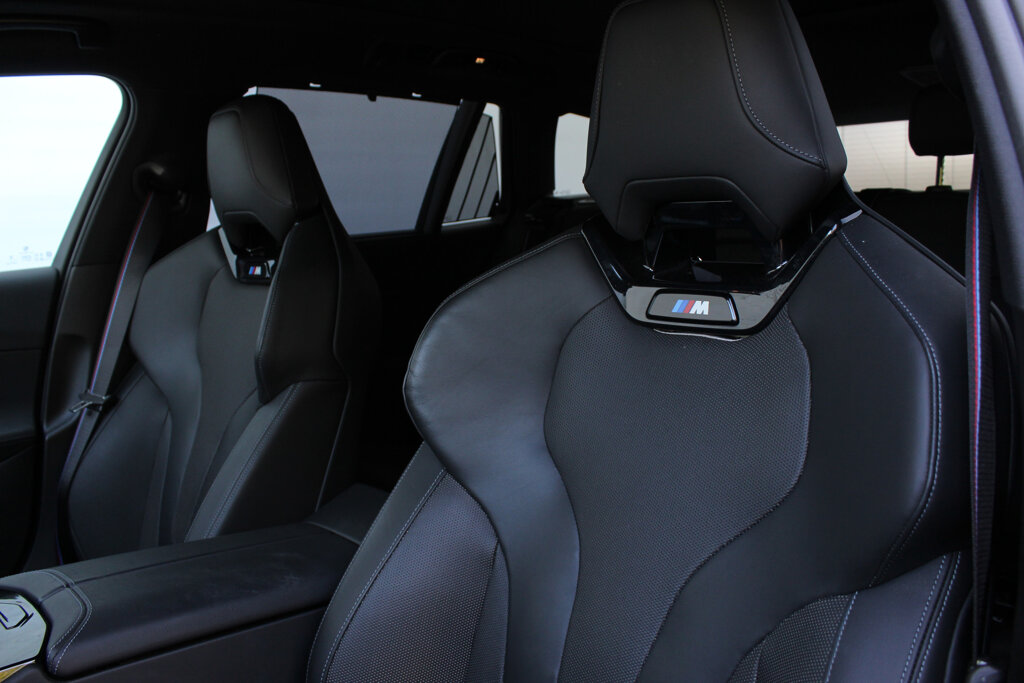 BMW i5 15