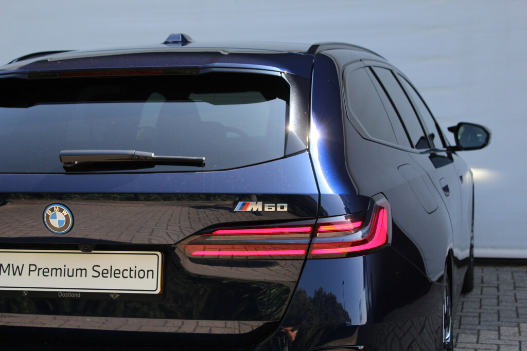 BMW i5 19