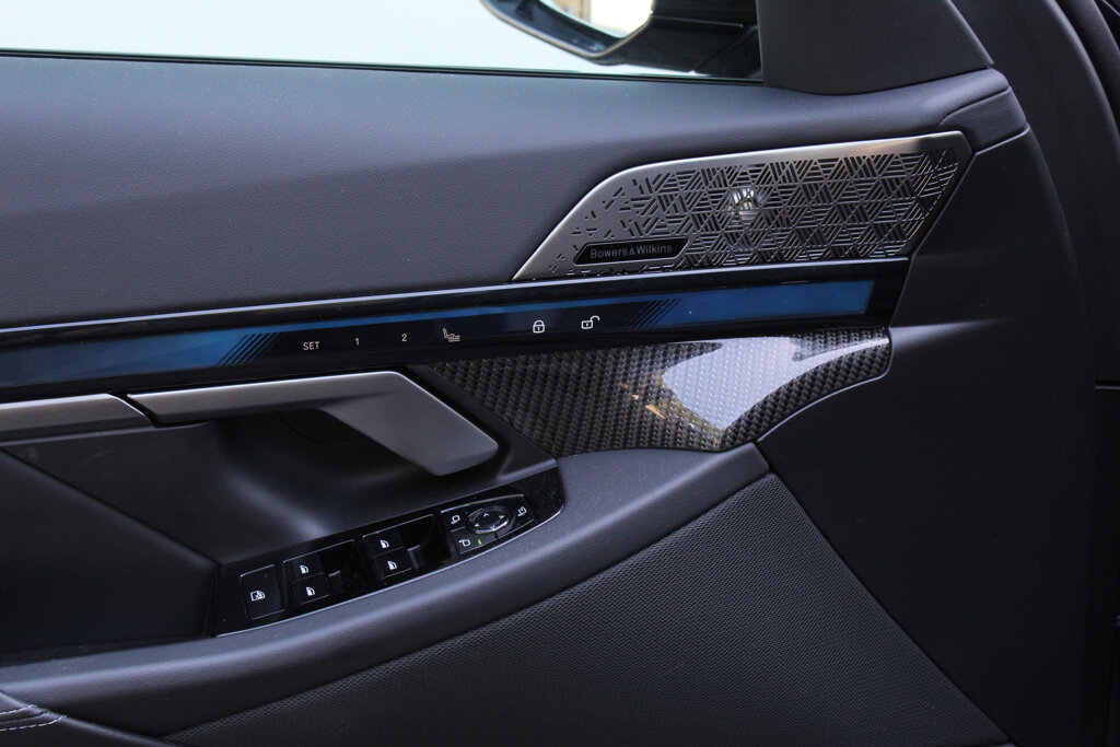 BMW i5 20