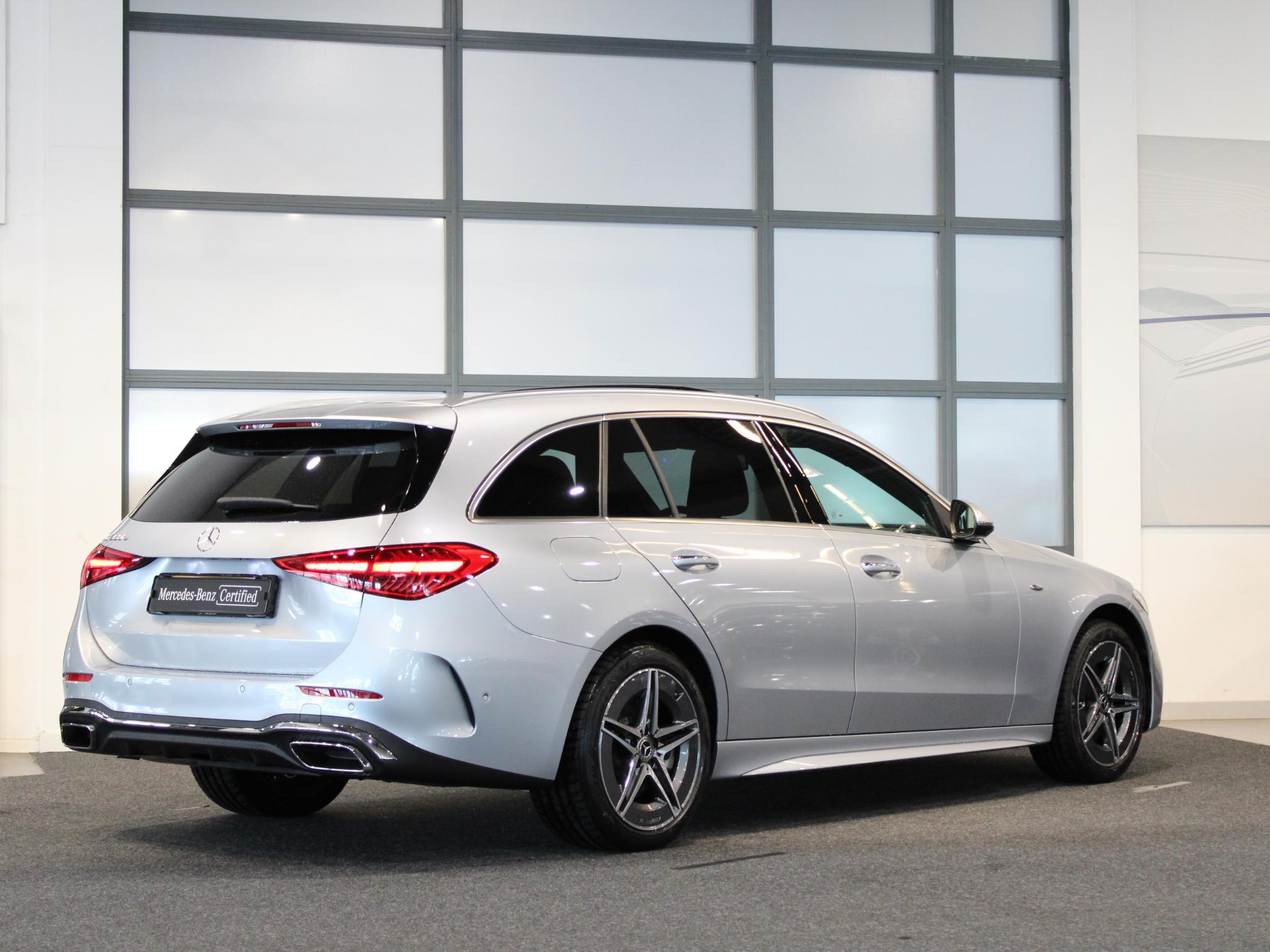 Mercedes-Benz C-Klasse Estate 300 e Star Edition AMG Line LIMITED - Afbeelding 2