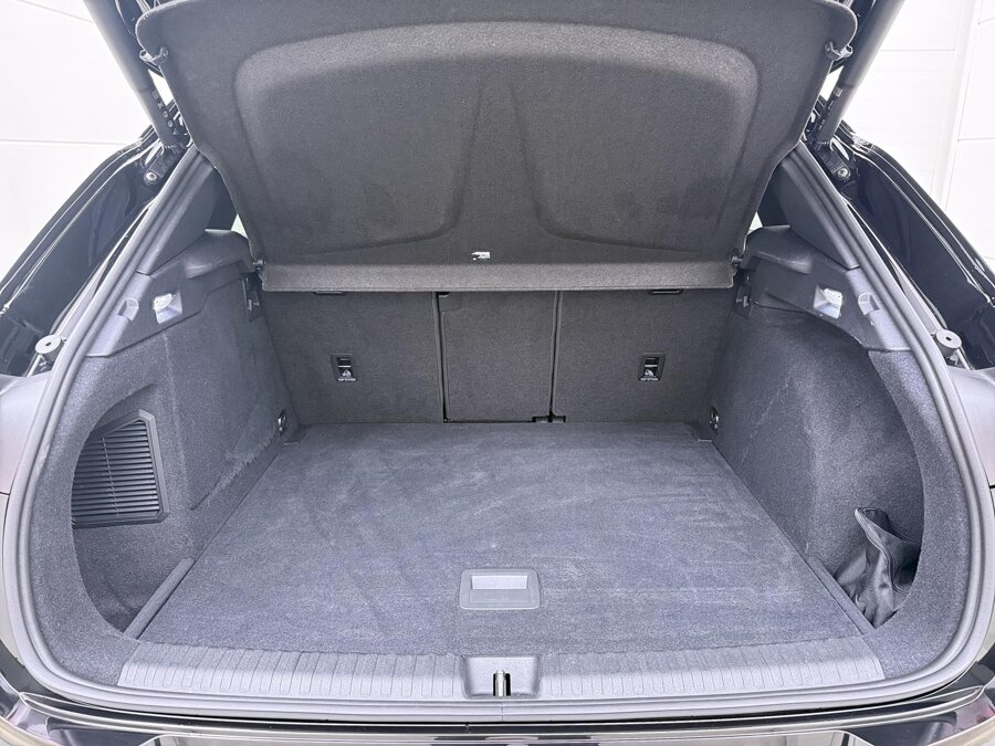 CUPRA Terramar 1.5 TSI e-Hybrid Essential