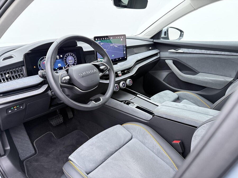 Škoda Superb Combi 1.5 TSI PHEV Edition