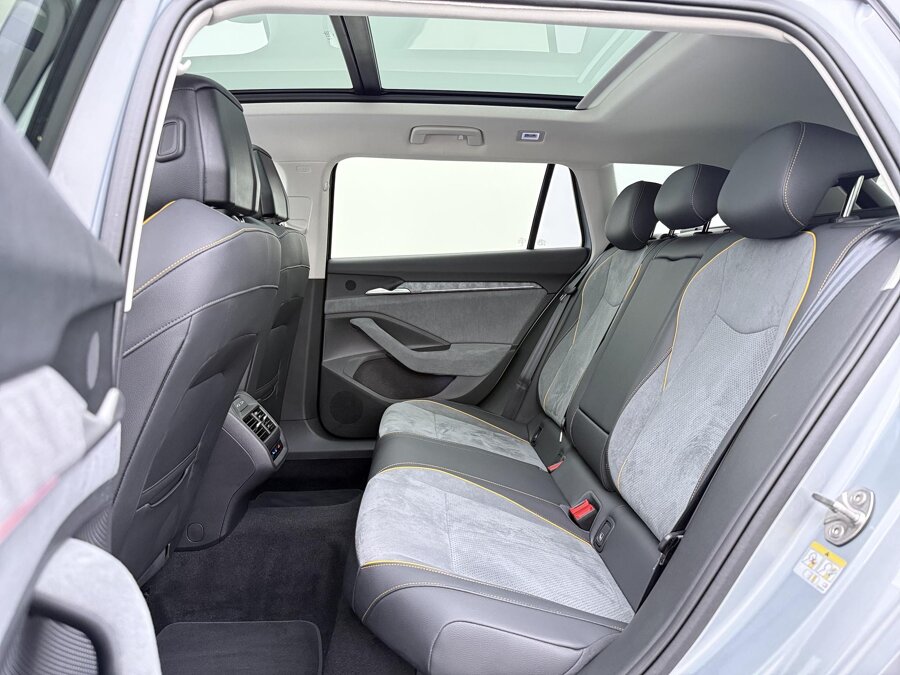 Škoda Superb Combi 1.5 TSI PHEV Edition