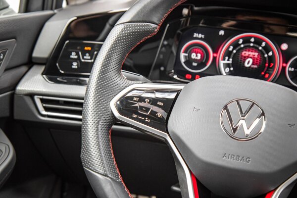 cruise control adaptief met Stop&Go en stuurhulp cruise control adaptief met Stop&Go en stuurhulp