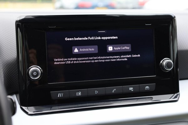 Apple Carplay/Android Auto