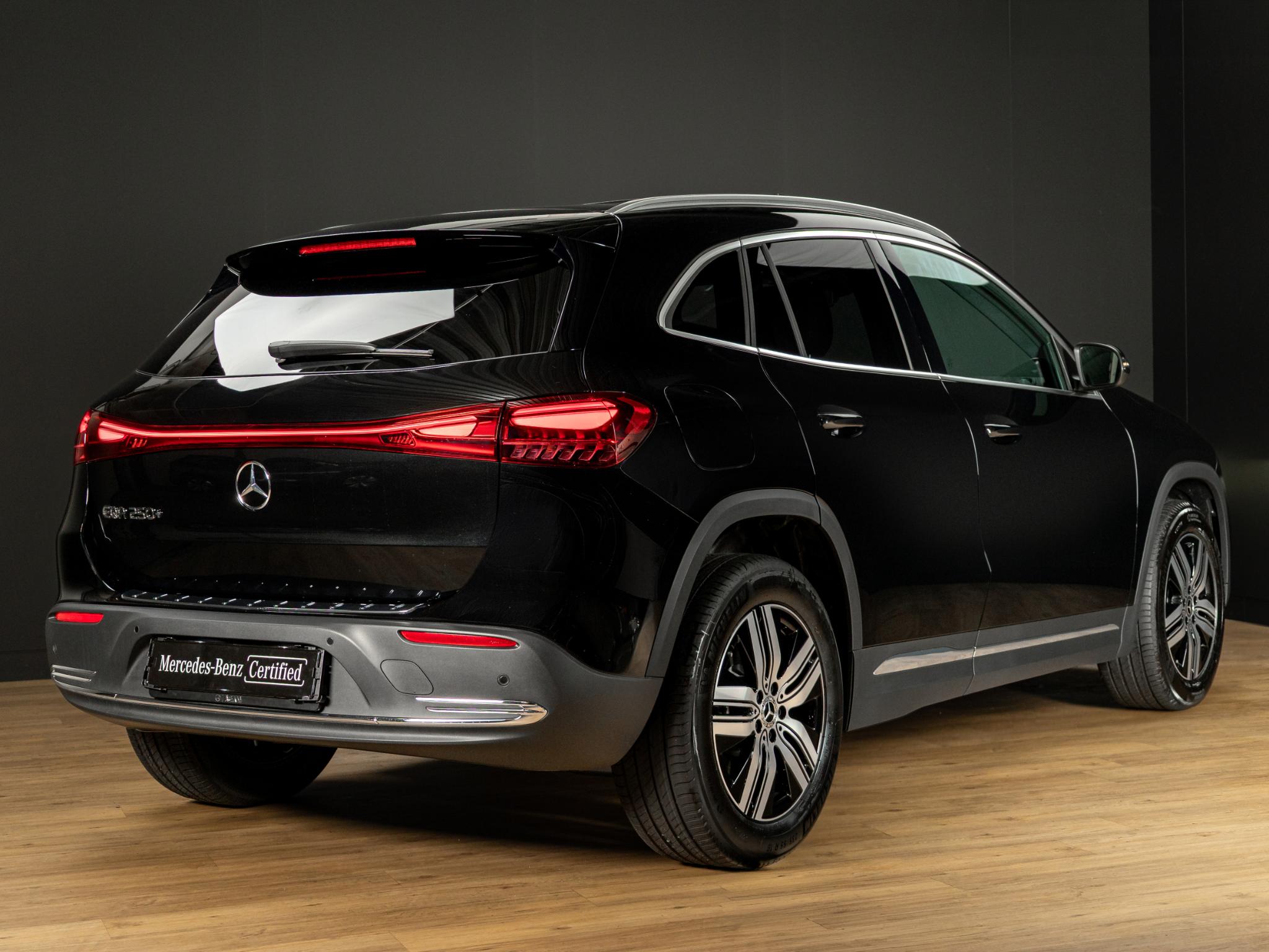 Mercedes-Benz EQA 250+ Business Solution Luxury 71 kWh - Afbeelding 2