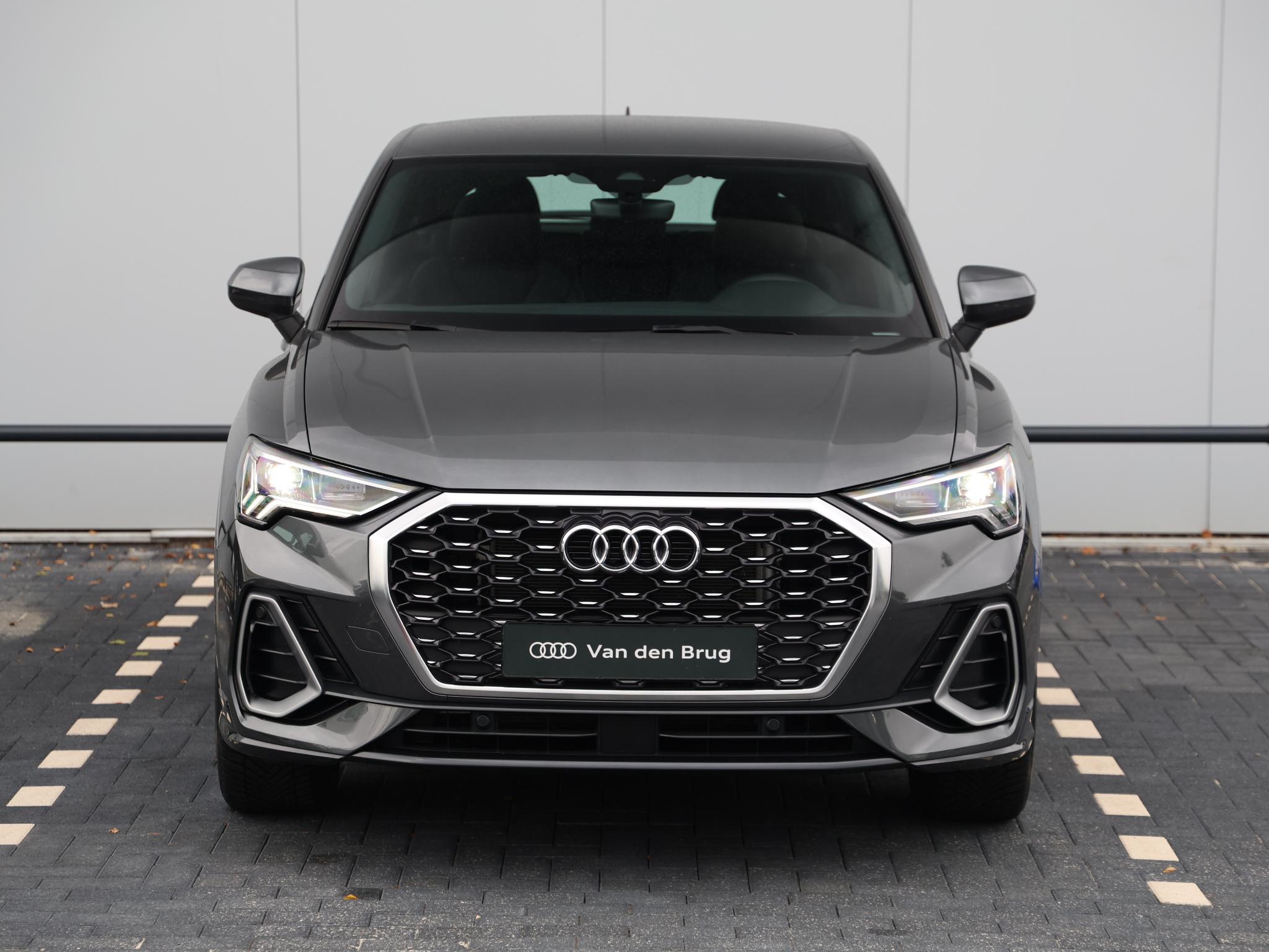 Audi Q3 Sportback 45 TFSI e S Edition - Afbeelding 4