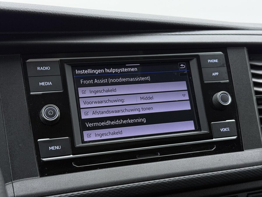 Volkswagen Bedrijfswagens Transporter 2.0 TDI 110 PK L1H1 26 Comfortline