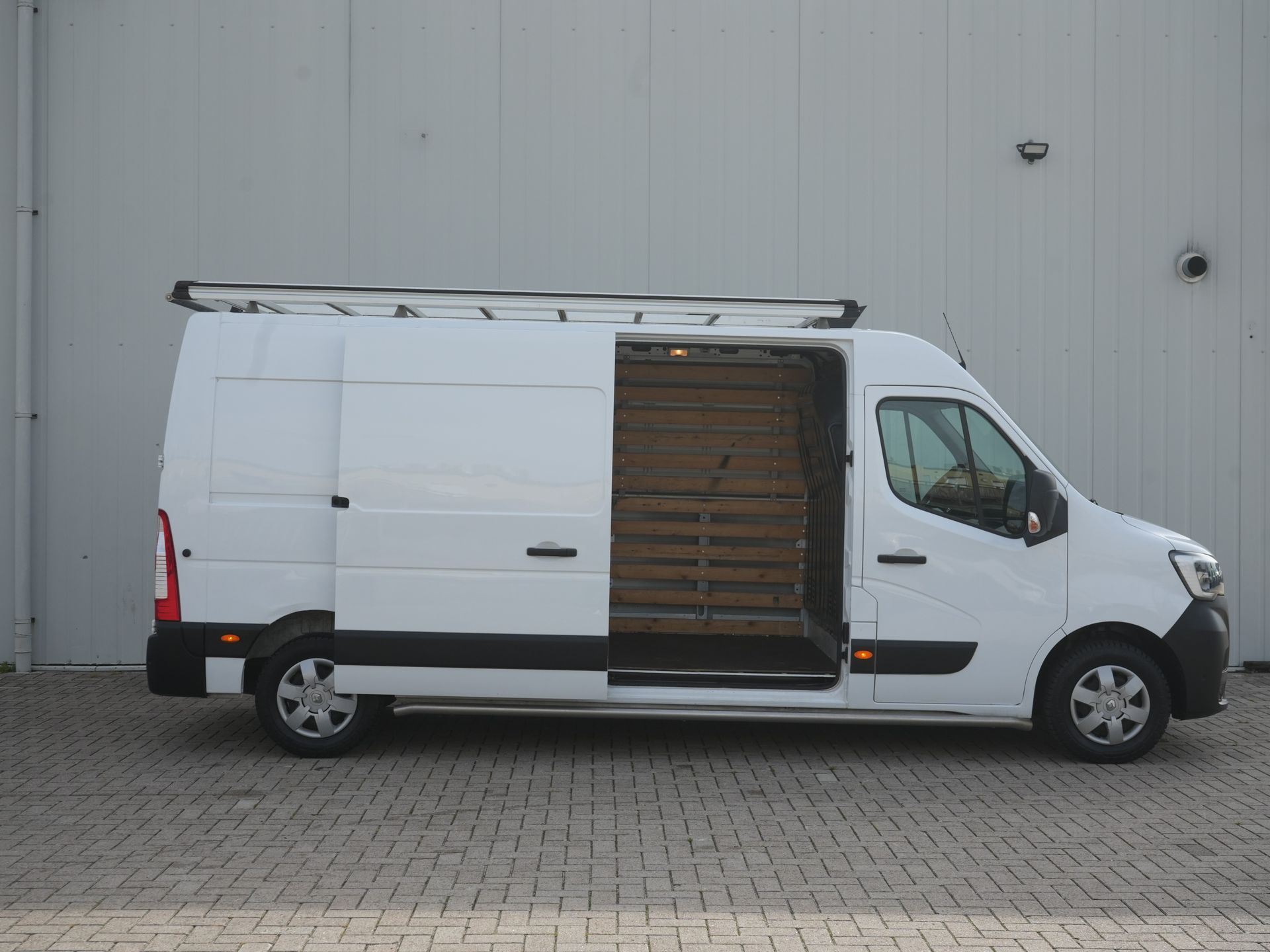 Renault Master T35 2.3 dCi 150 L3H2 Energy Work Edition - Afbeelding 4