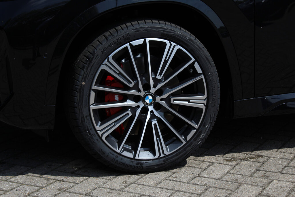BMW X1 11