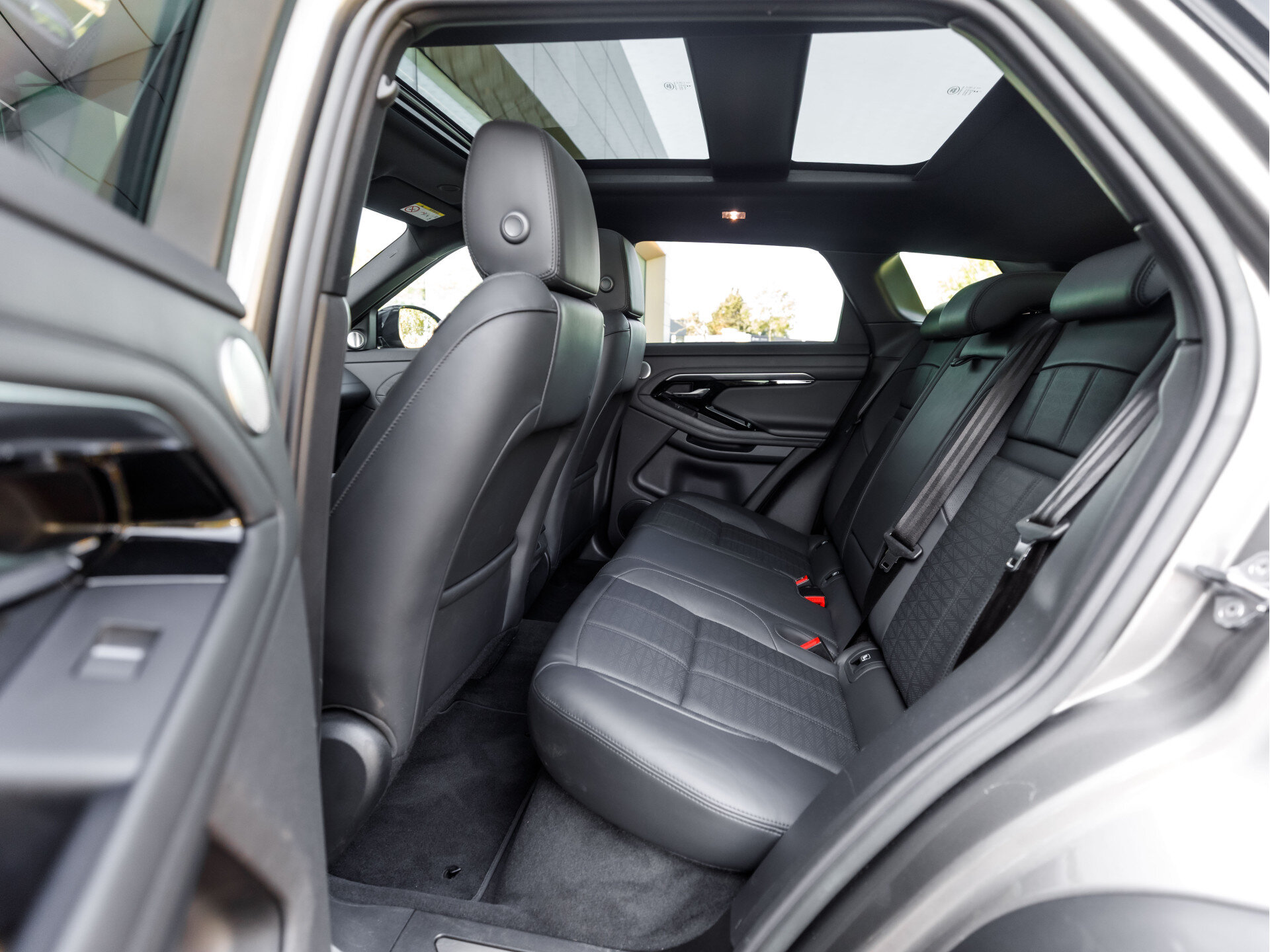 Land Rover Range Rover Evoque P300e AWD R-Dynamic HSE - Afbeelding 5