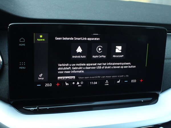Apple Carplay/Android Auto Apple Carplay/Android Auto